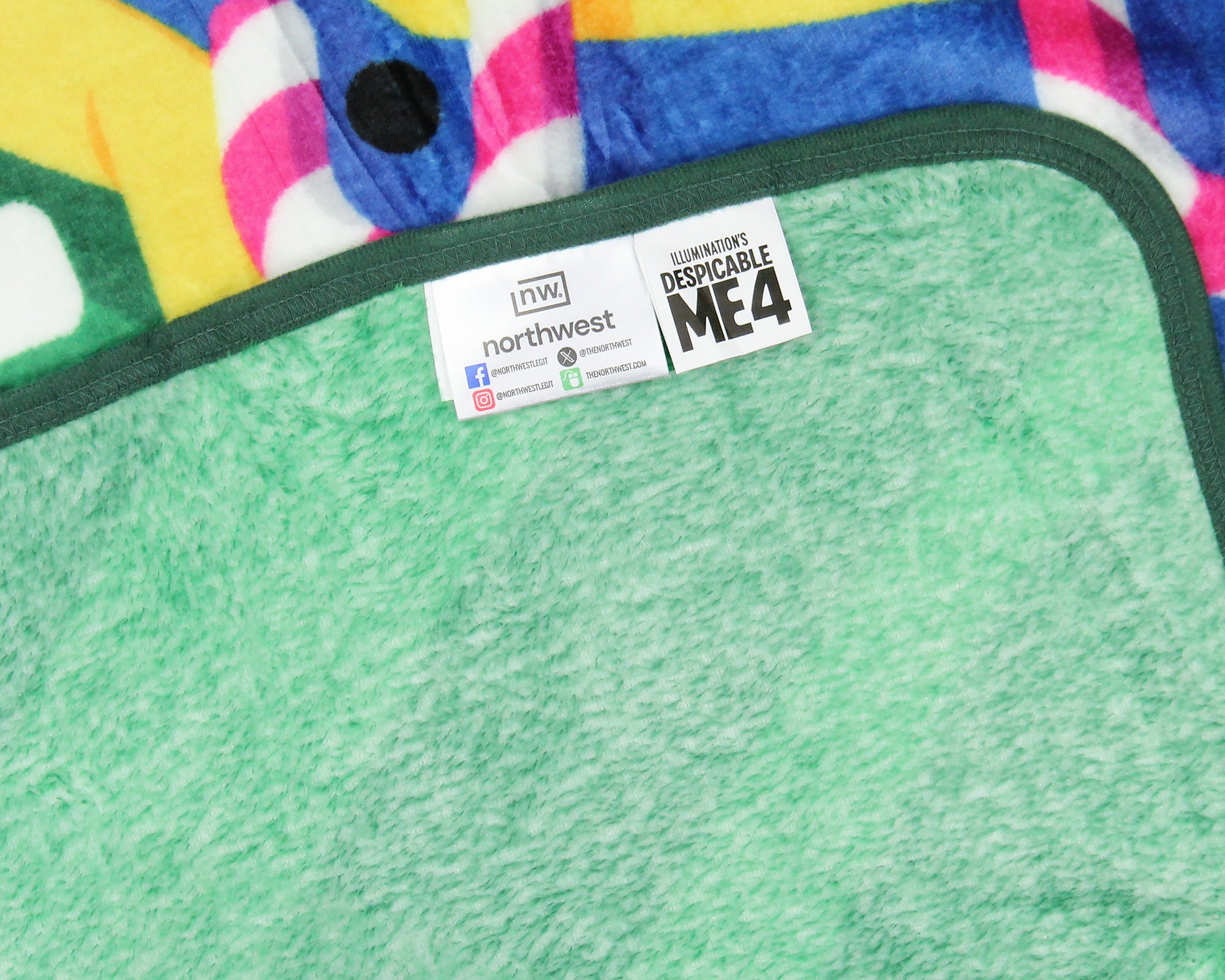 Despicable Me Minions Holiday Throw Blanket 46" x 60" Soft Fleece Throw Blanket