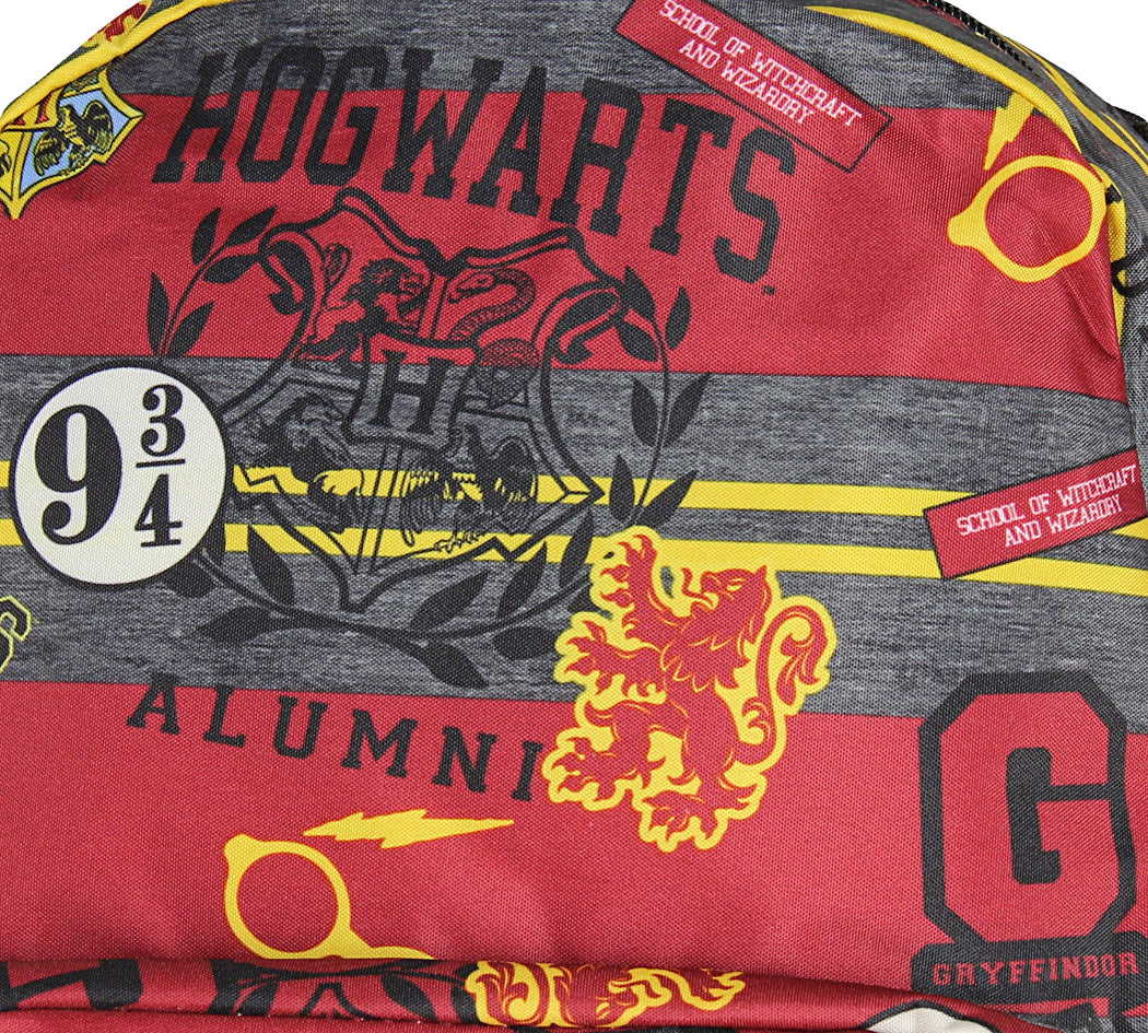Harry Potter Hogwarts School of Witchcraft Wizardry Gryffindor Backpack 17"