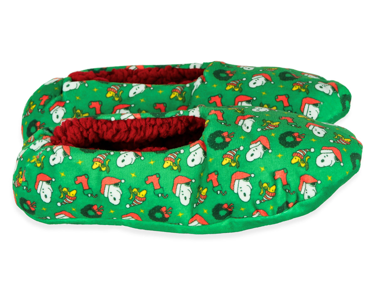 Peanuts Snoopy Slippers Adult Holiday Themed Non-Slip Mushie Socks 1 Pair