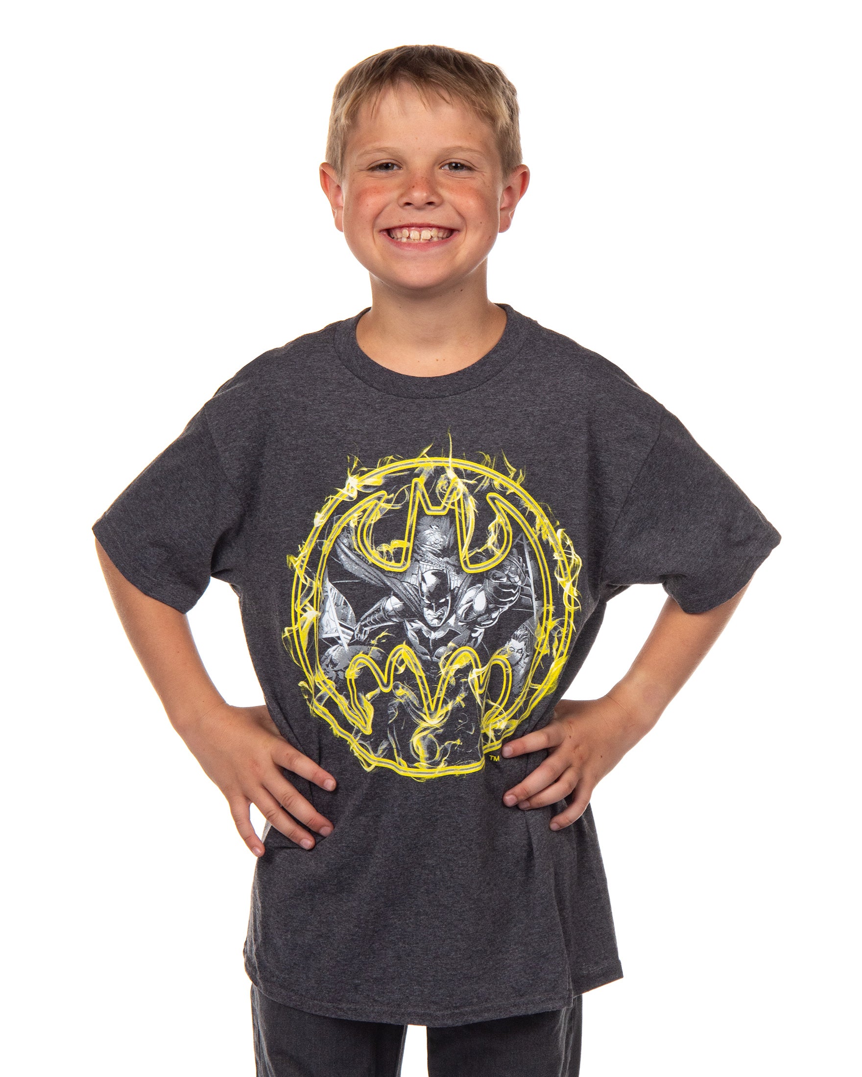 DC Comics Boys' Batman Vapor Bat Signal Graphic Print T-Shirt Kids
