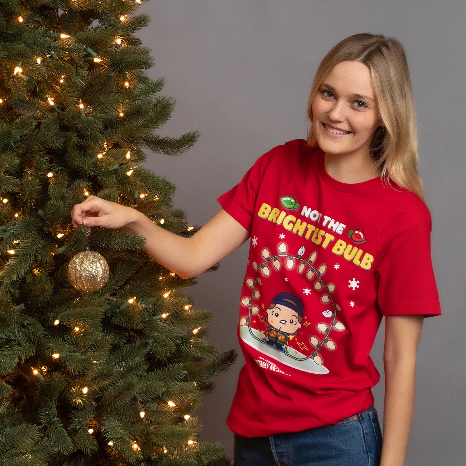 National Lampoon's Christmas Vacation Men's Not The Brightest Bulb T-Shirt Adult