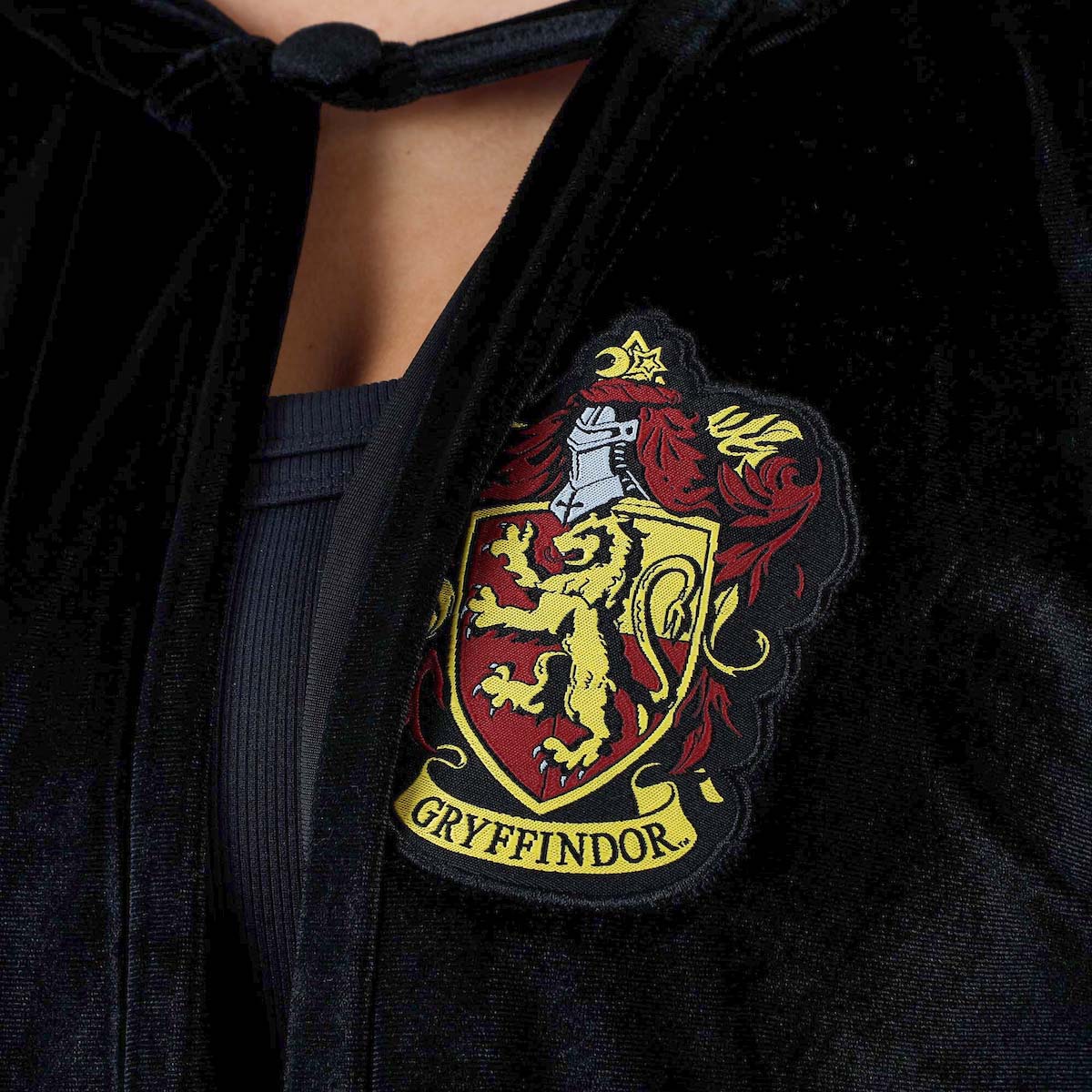 Harry Potter Costume Robe Cloak Adult, OSFM - Hogwarts Houses Crest