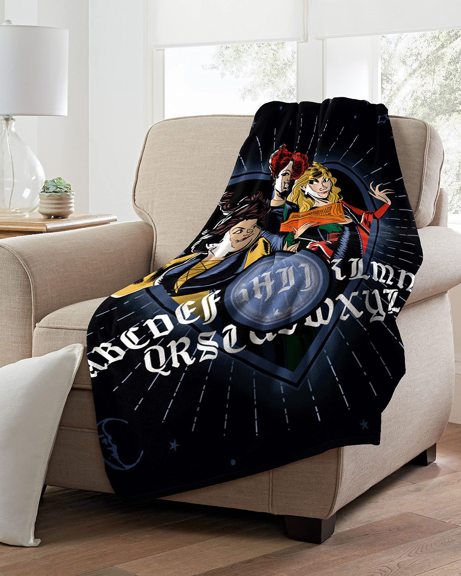 Northwest Disney's Hocus Pocus Micro Raschel Throw Blanket, 46" x 60"