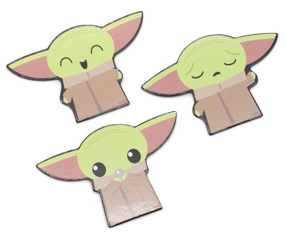 Star Wars The Child Baby Yoda Kids' 5 Piece Gift Set Shirt, Socks, Jumbo Sticker